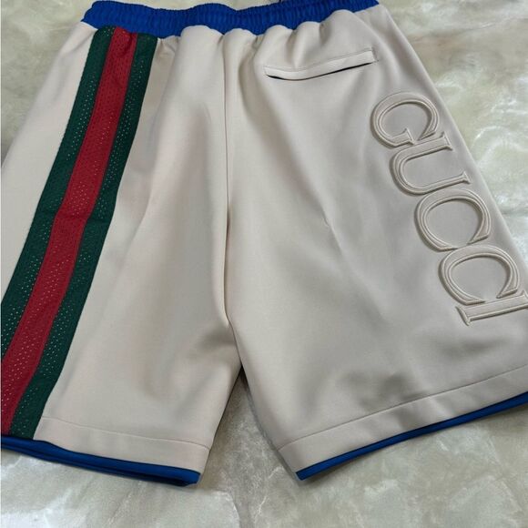 Gucci NWT Logo Embossed Web Stripe Basketball Shorts Medium - Picture 8 of 13